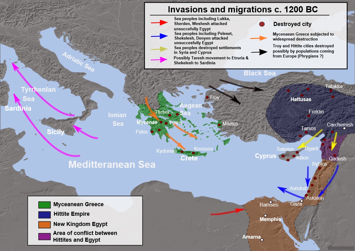 上图:青铜时代崩溃(Bronze Age Collapse)期间的入侵、破坏和可能的人口流动。从主前1200-900年的青铜器时代崩溃是整个中东、北非、小亚细亚、高加索、爱琴海和巴尔干地区的黑暗时代。这一地区的古代青铜文明曾经创造过几个世纪的灿烂文化,许多帝国、城邦通过通商、联姻,建立了一个互相依存的世界体系。但从主前12世纪开始,爆发了一系列的干旱、饥荒、海侵、移民和战争,这一地区的诸多文明在几十年内如多米诺骨牌般接连崩塌,从主前1200-1150年,几乎东地中海世界的每一个重要城市都被摧毁。迈锡尼王国(Mycenaean Kingdoms)、巴比伦第三王朝(Kassite Dynasty)、赫人帝国(Hittite Empire )、乌加里特(Ugarit)、亚摩利城邦(Amorite States)等文明纷纷土崩瓦解,贸易路线中断,识字率大大下降,只有亚述、埃及和以拦等少数强国生存下来,但已经非常衰弱。 历史学家们对导致青铜时代崩溃的原因争论不休,没有达成任何共识,提出的因素包括:火山爆发、干旱、外族入侵、冶铁技术的扩散、军事武器和战术的发展,以及政治、社会和经济系统的各种失败。但在这之上,是神的手在管理,为要使所罗门「四围平安,没有仇敌,没有灾祸」(王上五4),好开始建造圣殿。